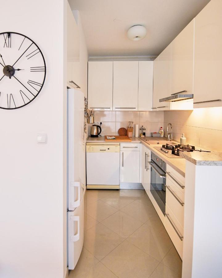 Lovely Apartment Mira Near Airport Zagreb Velika Gorica Exterior foto
